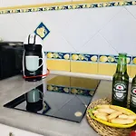 Estudio Jimena Cordoba En El Centro De Apartament Nerja