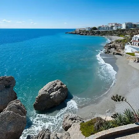 Estudio Jimena Cordoba En El Centro De Nerja