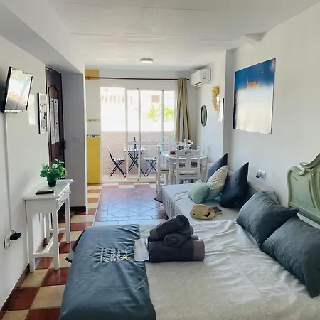 Estudio Jimena Cordoba En El Centro De Lägenhet Nerja