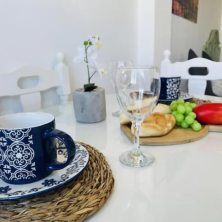 Estudio Jimena Cordoba En El Centro De Apartamento *
